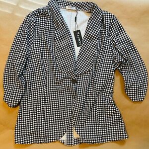 Black and White Houndstooth Blazer